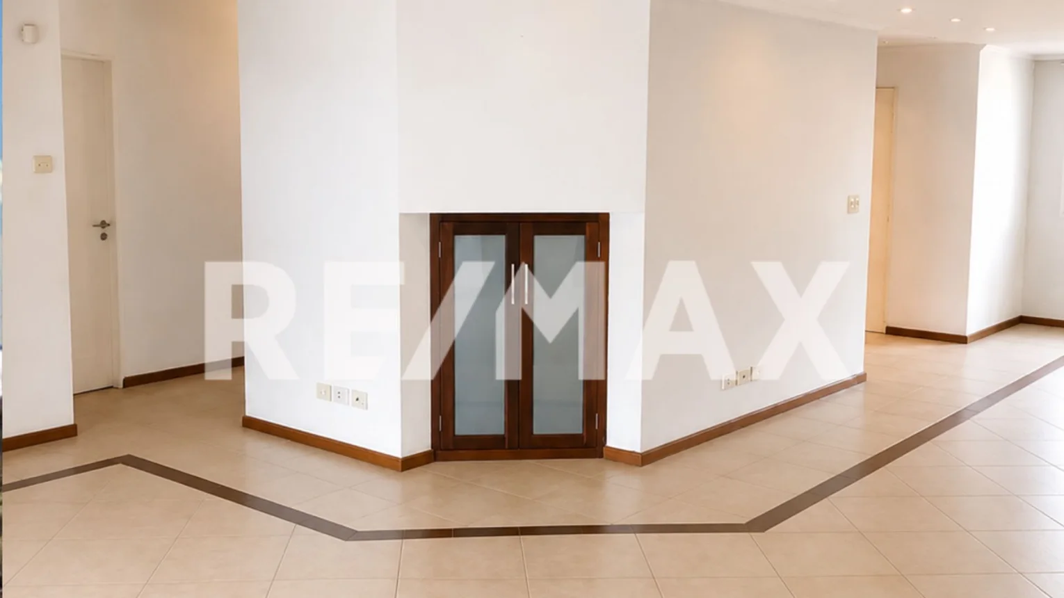 PH de 6 ambientes en venta en Neuquén, Cabildo 0, foto 3