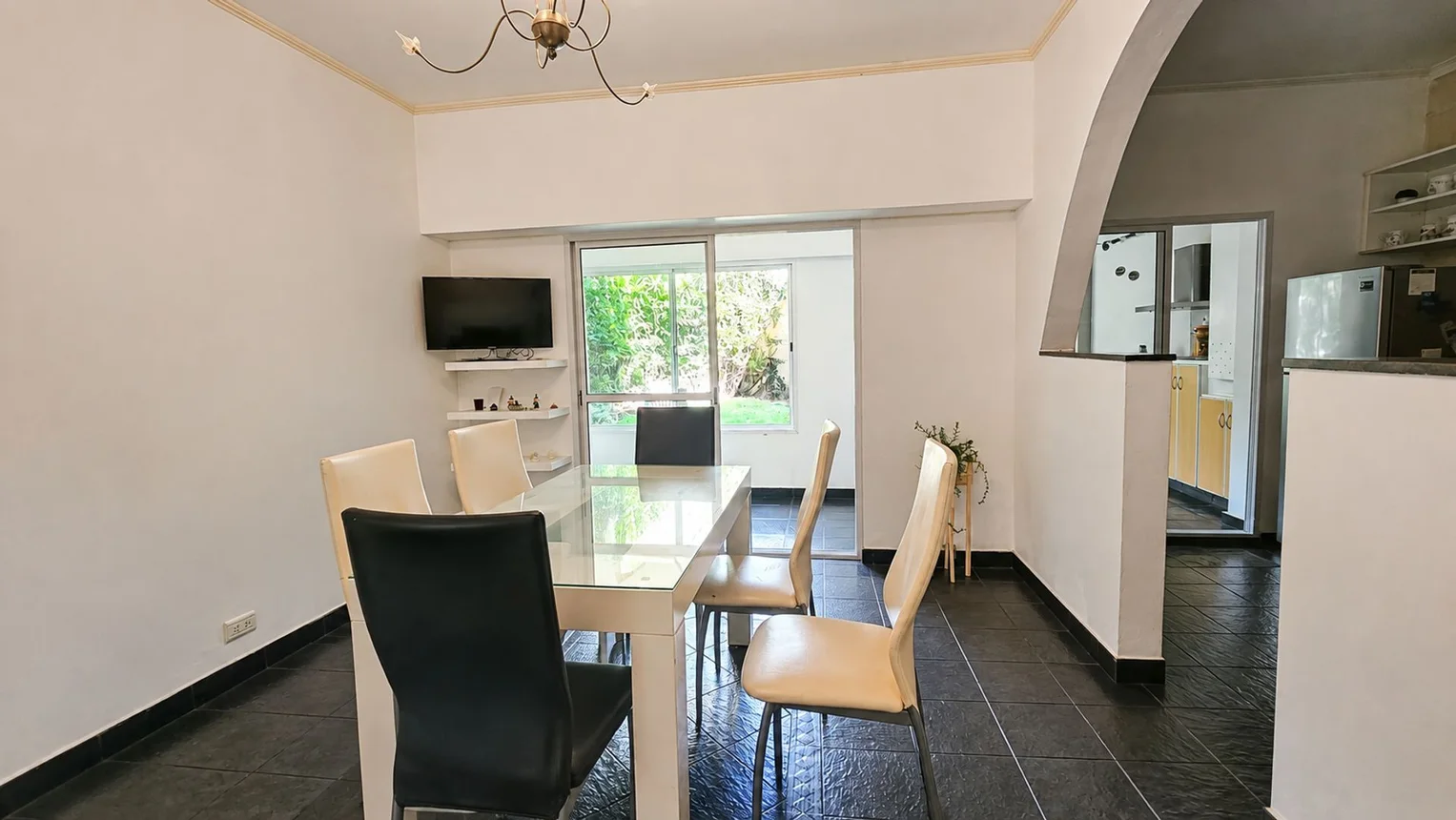 Casa de 4 ambientes en venta en Villa Luro, Albariño 700, foto 5