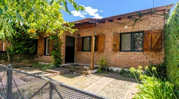 CASA EN VENTA 4 AMB - ALTOS DE PACHECO