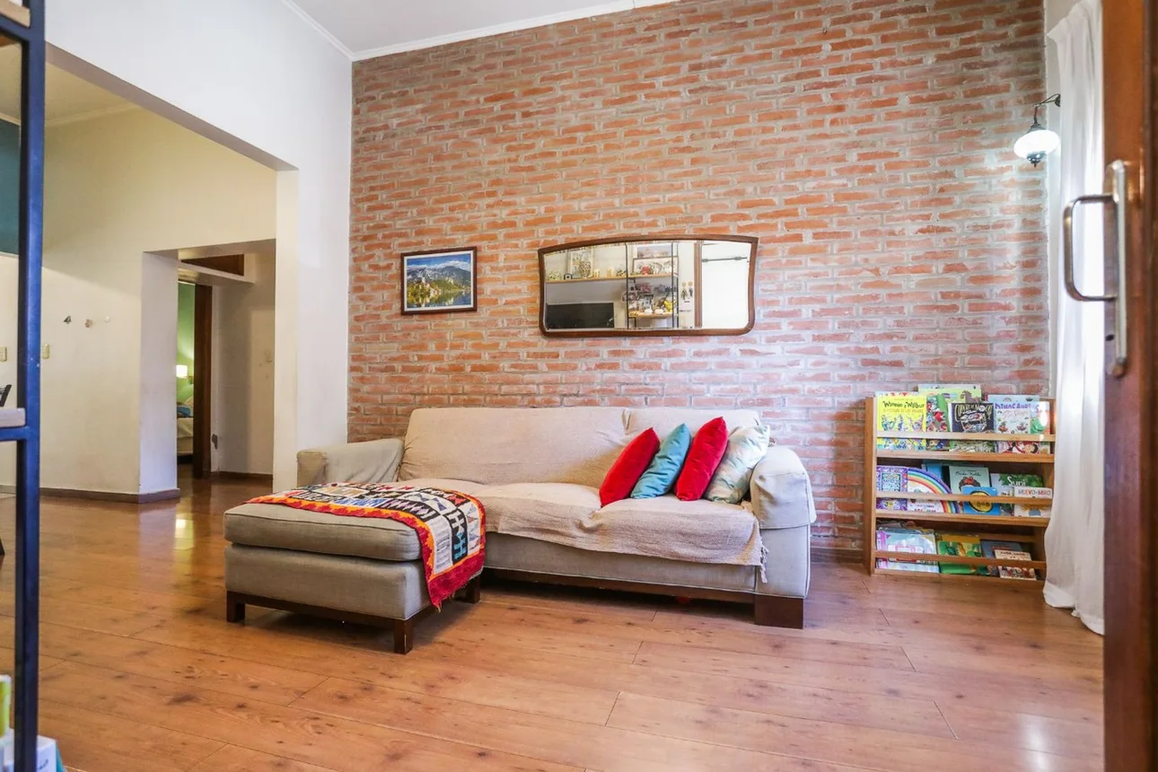 Casa de 3 ambientes en venta en Ramos Mejía, Azcuénaga 600, foto 2