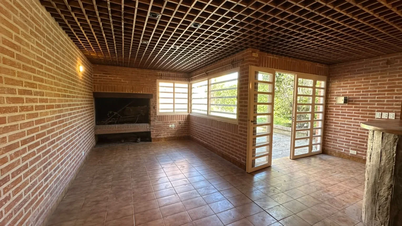 Casa de 5 ambientes en venta en City Bell, 461f Esquina Centenario 21, City Bell, Buenos Aires, Argentina 0