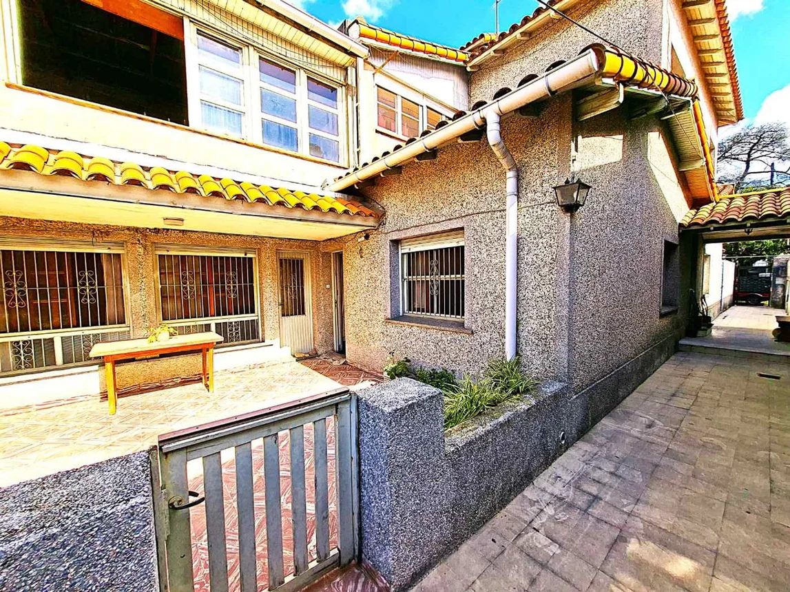 PH de 4 ambientes en venta en Lomas de Zamora, Carcarañá 0, foto 2