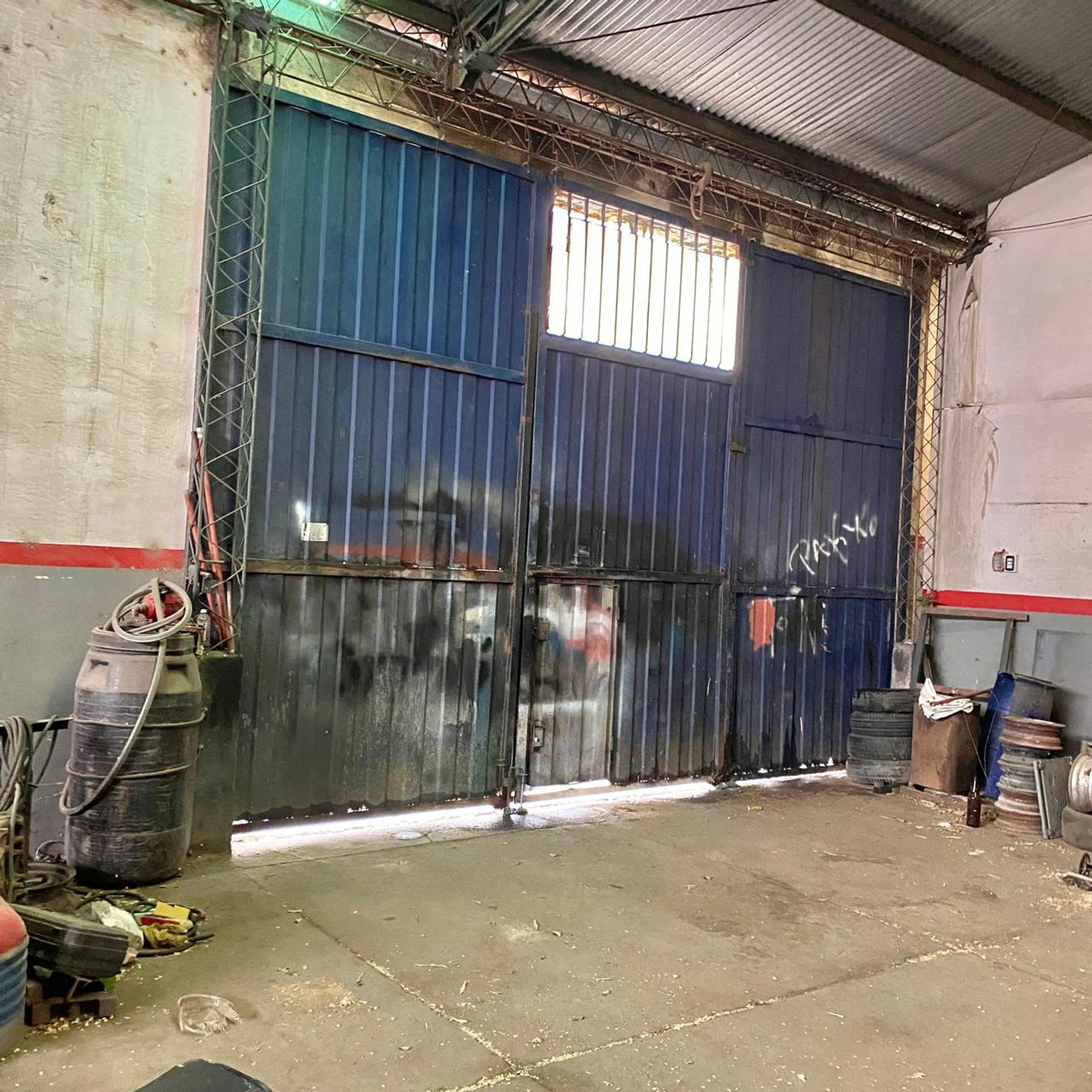 GALPON VENTA ZONA PARQUE INDUSTRIAL - foto 3