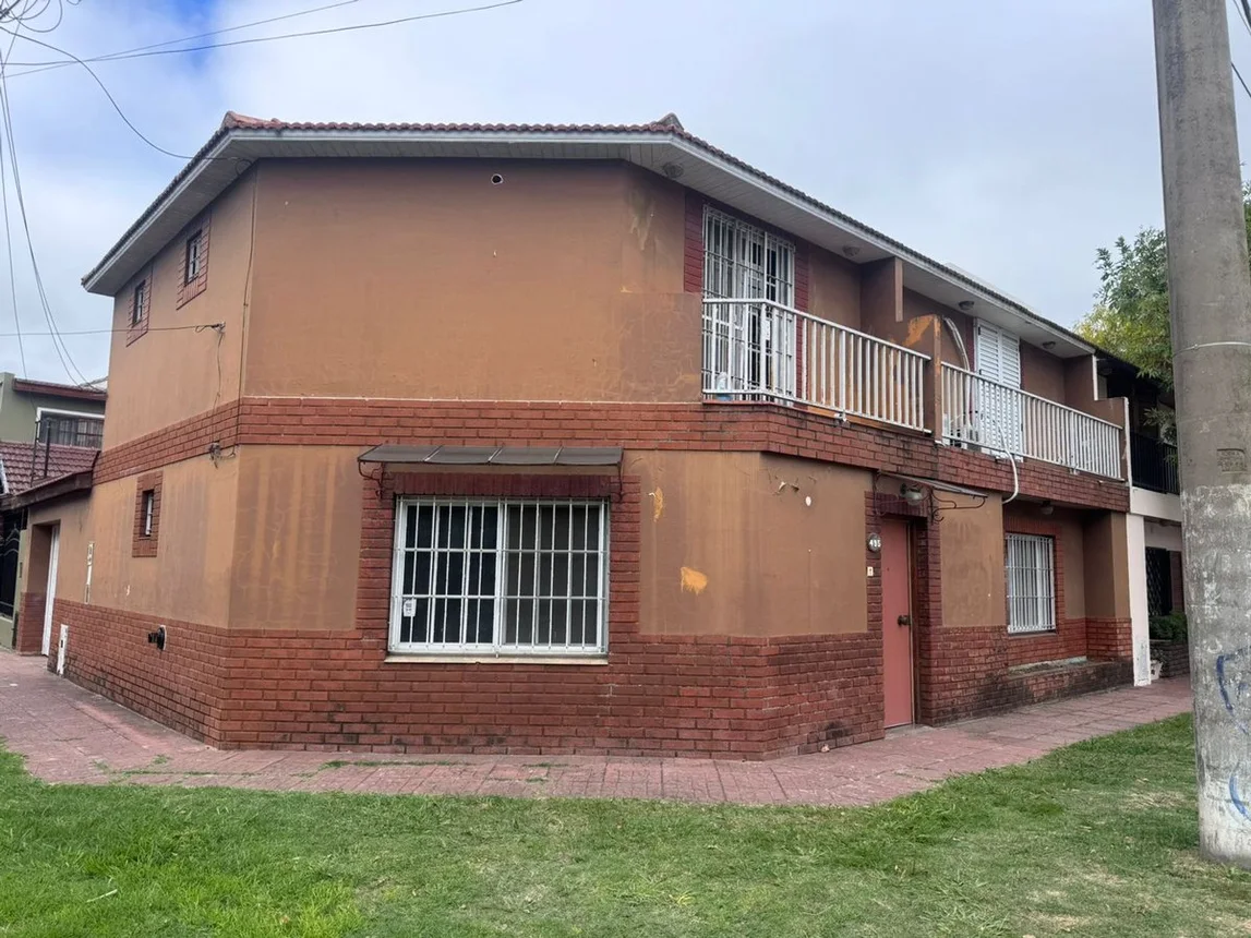Casa dúplex de 3 ambientes en venta en Quilmes, Solís 400, foto 3