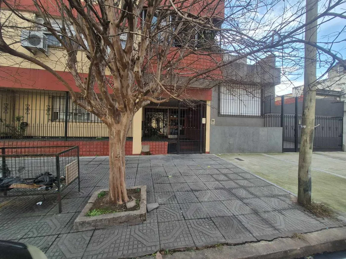 PH de 3 ambientes en venta en Valentín Alsina, Jean Jaures 4000, foto 2