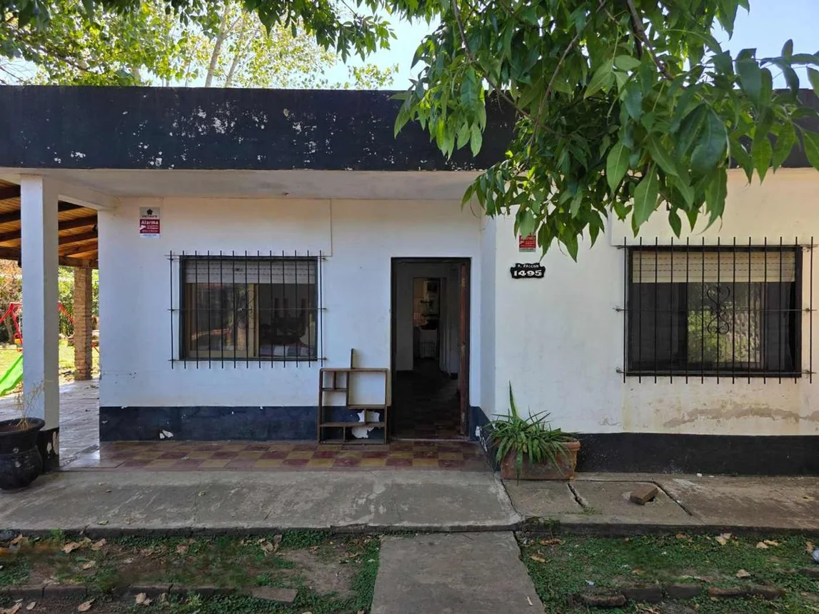 Casa de 3 ambientes en venta en General Rodríguez, Ramón L. Falcón 1400, foto 2