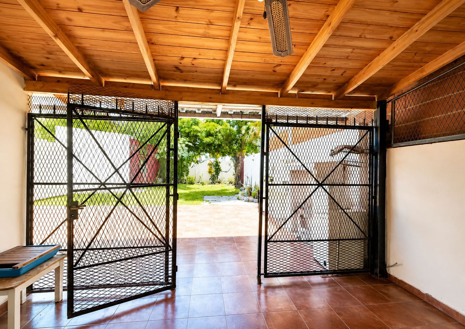 Foto 16 — CASA EN VENTA MONTE GRANDE SE PERMUTA O FINANCIA
