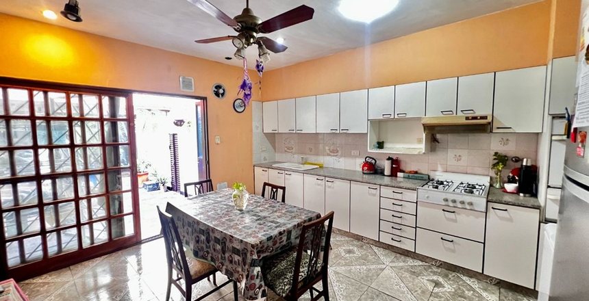 Venta Casa 4 amb c/ quincho,terraza en Montecastro