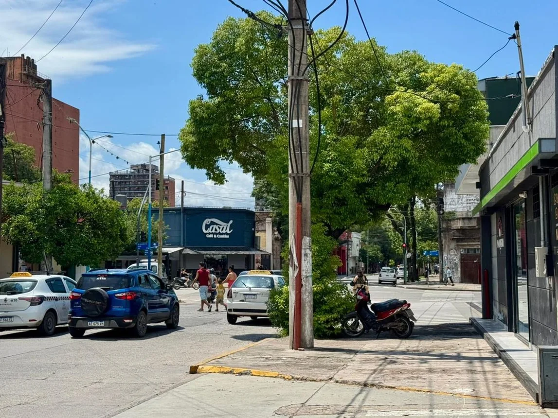 Casa de 5 ambientes en venta en San Miguel de Tucumán, Combate de San Lorenzo 1400, foto 2