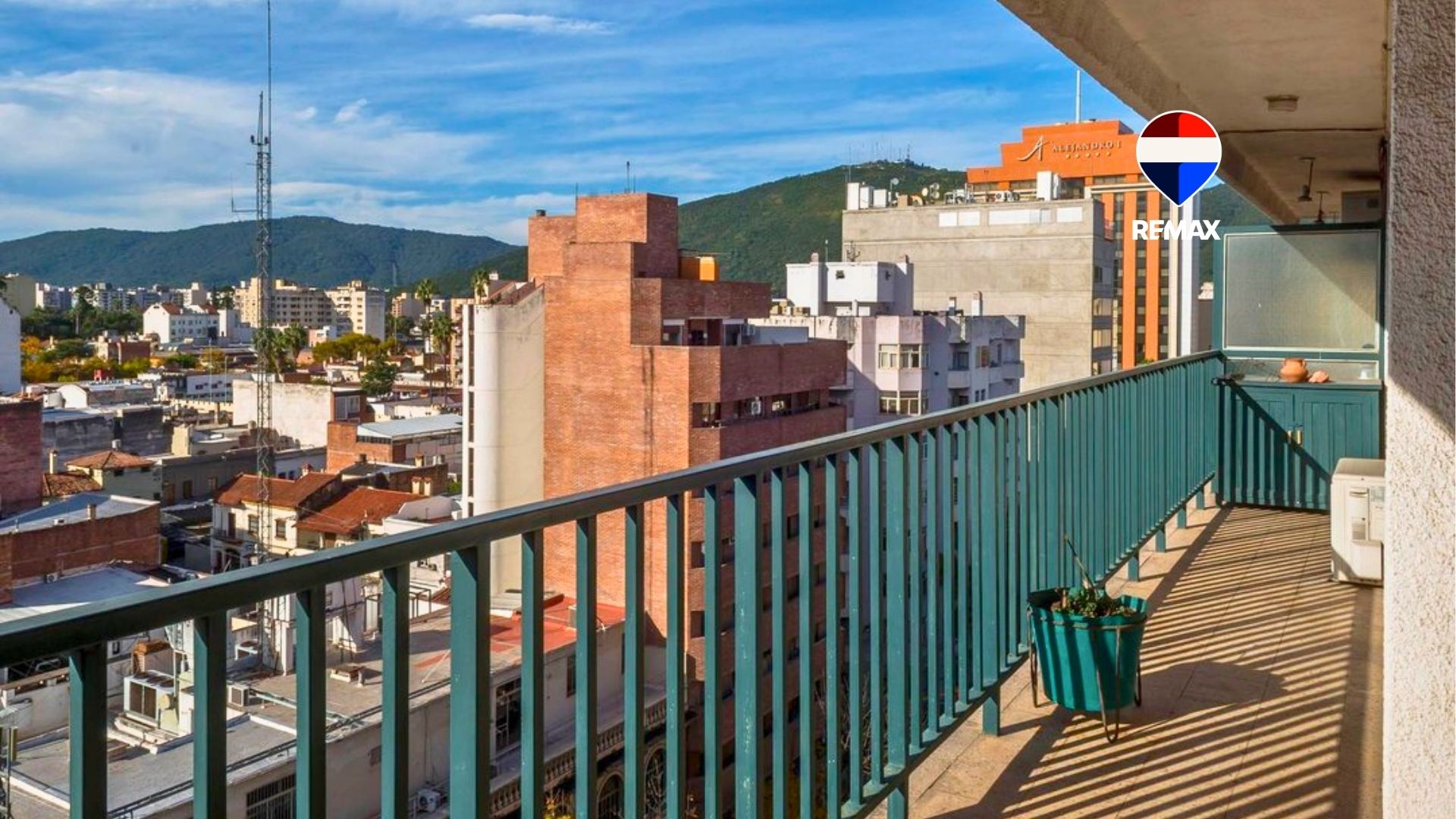 DEPARTAMENTO EN VENTA AV BELGRANO CENTRO 3 DORM - foto 1