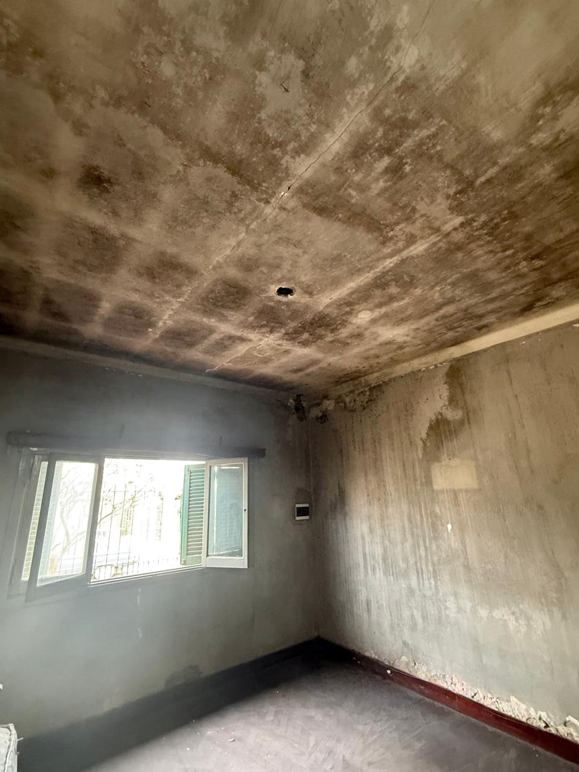 Foto 10 — VENTA DE CASA A REFACCIONAR EN MORENO OPORTUNIDAD