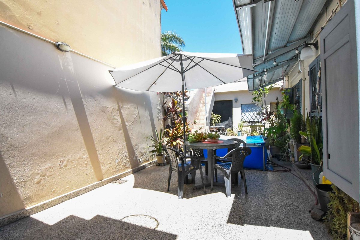 VENTA 4 AMB.CON PATIO/TERRAZA/COCHERA APTO CREDITO