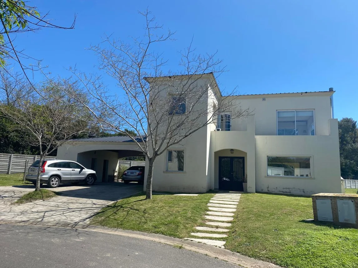 Casa en venta en Belén de Escobar