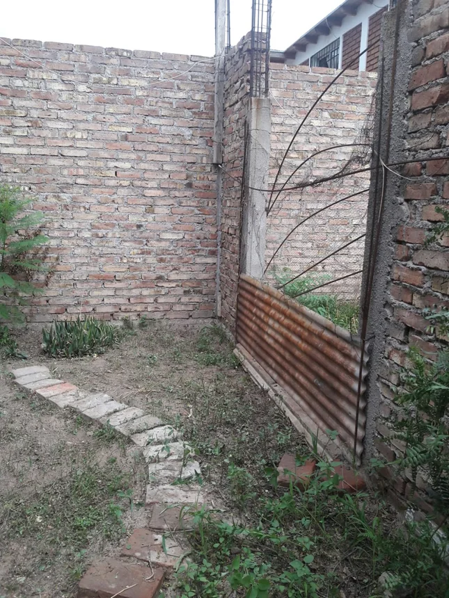 Casa de 5 ambientes en venta en Godoy Cruz, Colombia 1700, foto 3