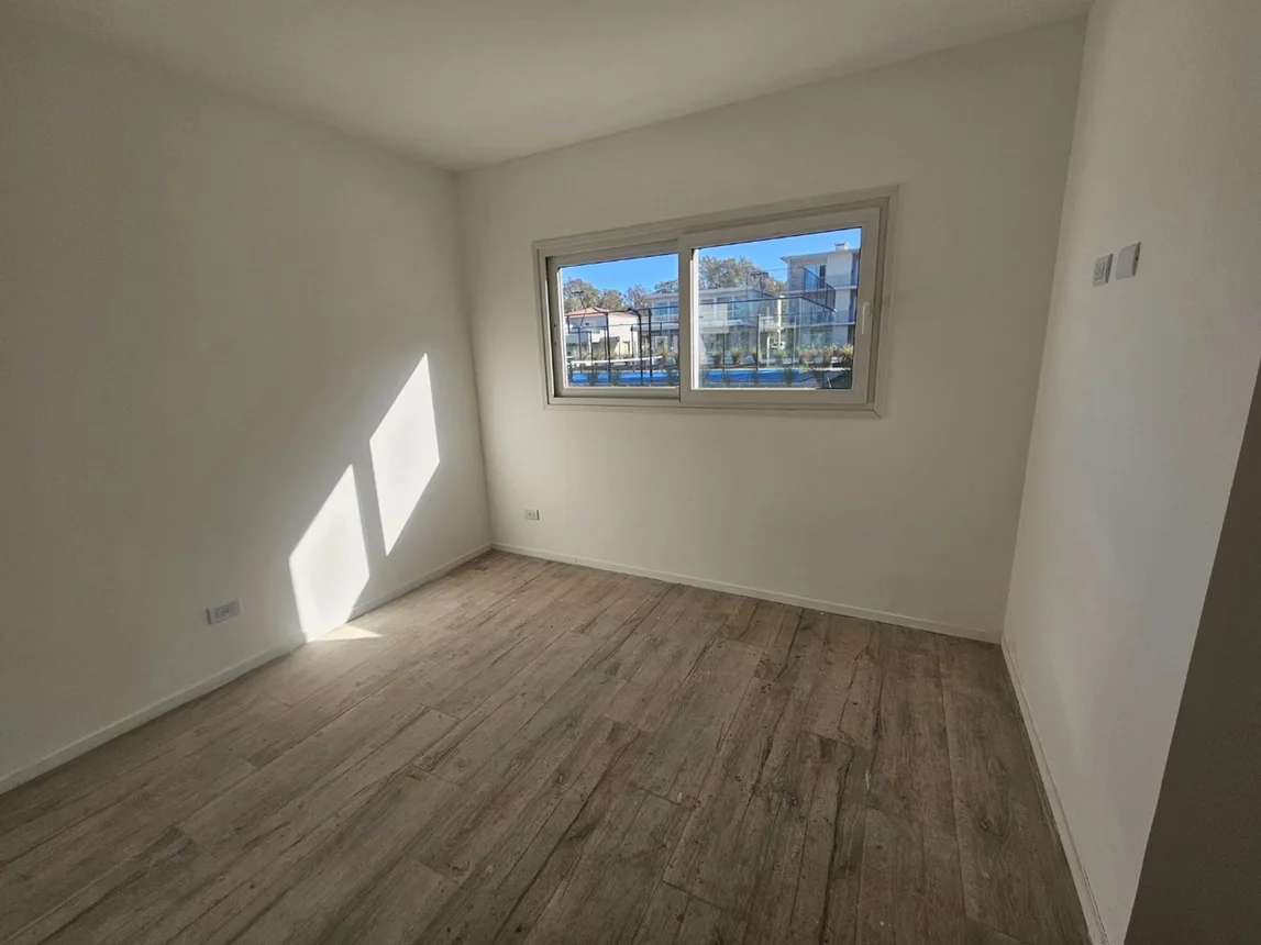 Casa dúplex en venta en Pilar, foto 5