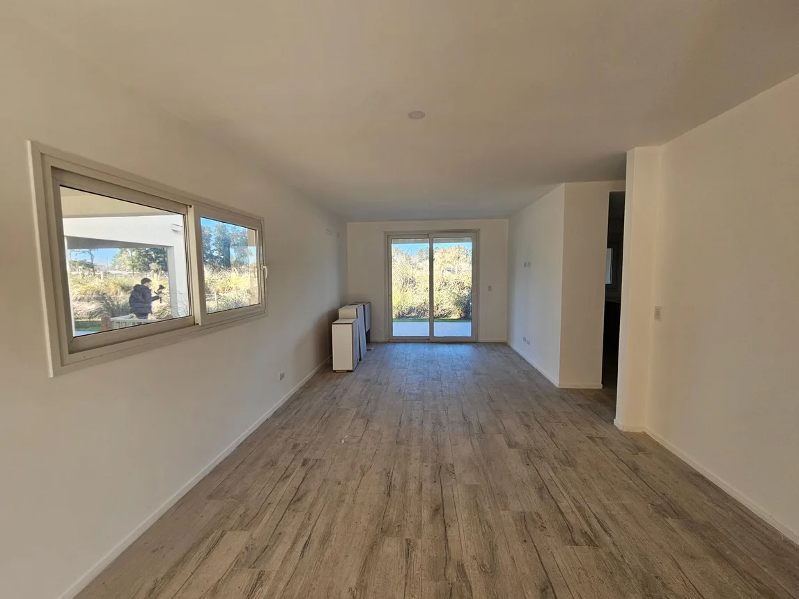 Casa dúplex en venta en Pilar, foto 3