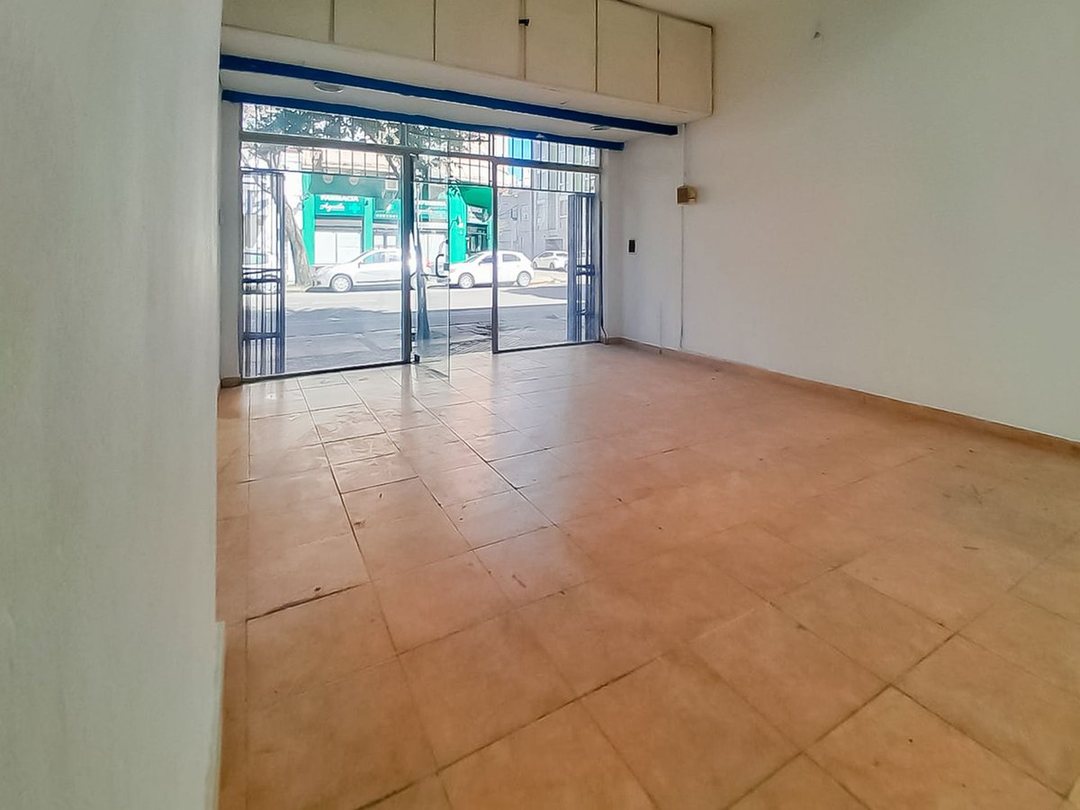ALQUILER LOCAL EN LUIS AGOTE
