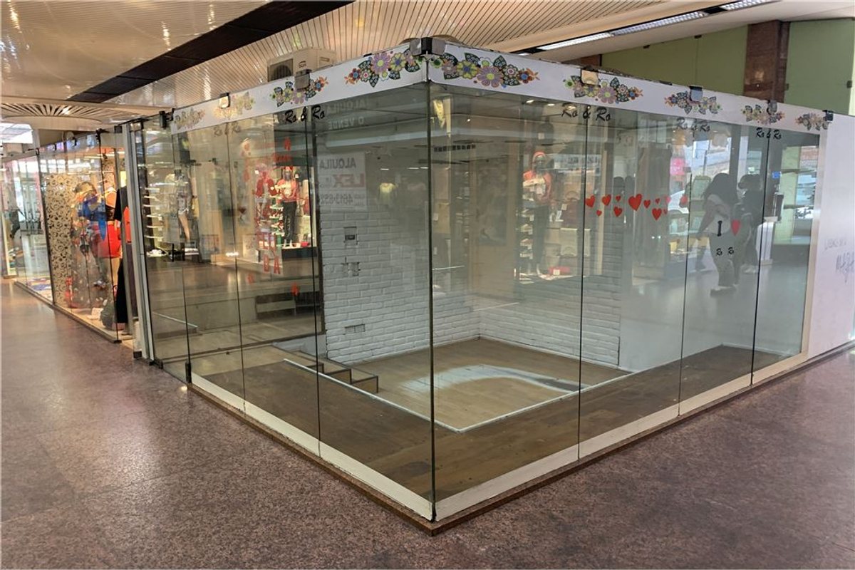 VENTA LOCAL COMERCIAL GALERIA ACOYTE (CABALLITO)