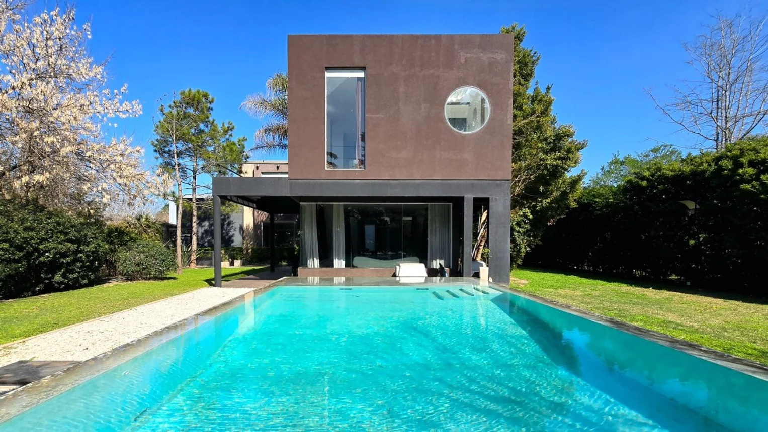 Casa de 5 ambientes en venta en Manuel Alberti, Patricias Argentinas 3500