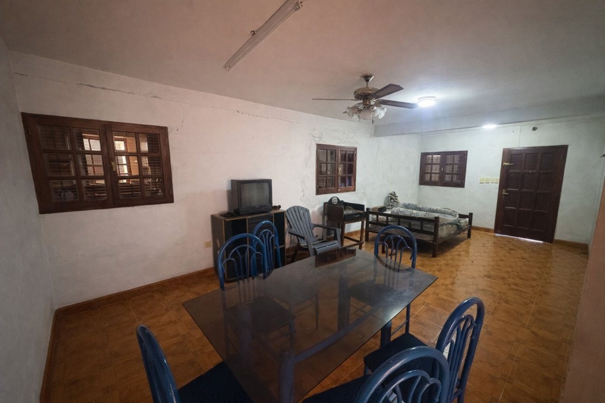 CASA ESQ 3 DORMITORIOS B° INTERSINDICAL ZONA SUR - foto 5