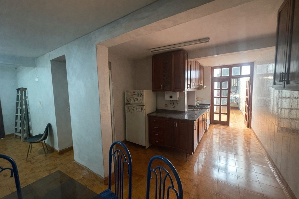 CASA ESQ 3 DORMITORIOS B° INTERSINDICAL ZONA SUR - foto 4