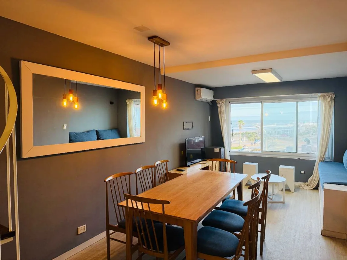 Tríplex de 5 ambientes en venta en Pinamar, Av del Mar & Av Bunge 0