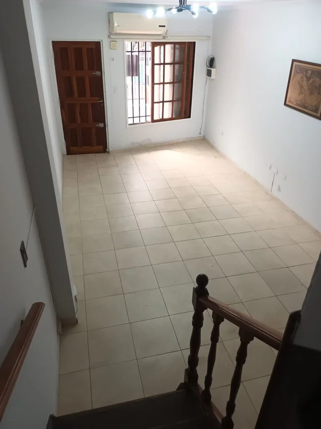 Casa dúplex de 3 ambientes en venta en Morón, Intendente Goffins 100, foto 4