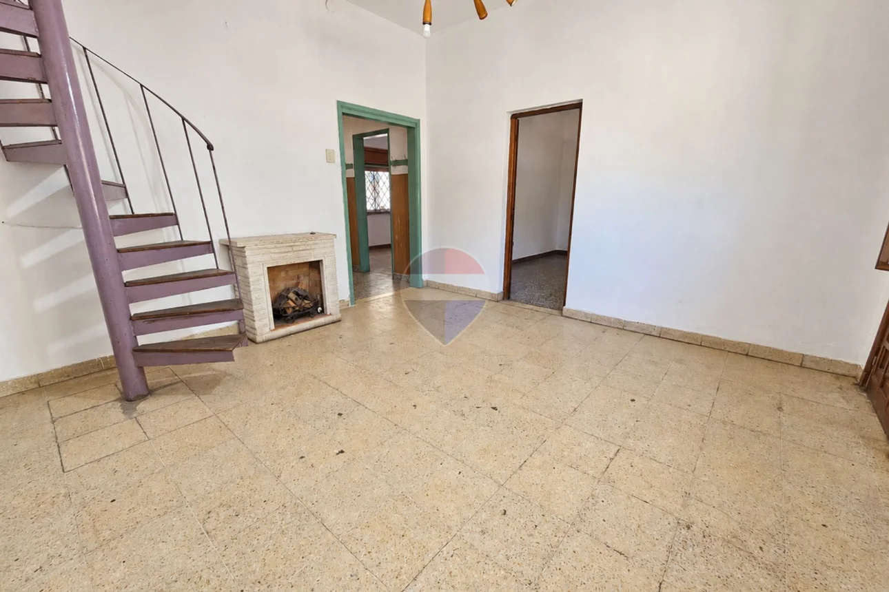 Casa de 5 ambientes en venta en Berazategui, Calle 1 3900, foto 4