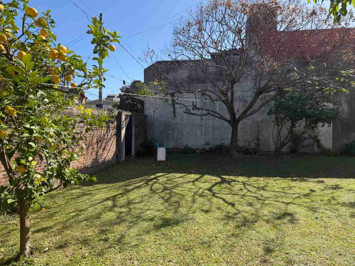 Casa de 3 ambientes en venta en La Tablada, Chiclana 1700, foto 3