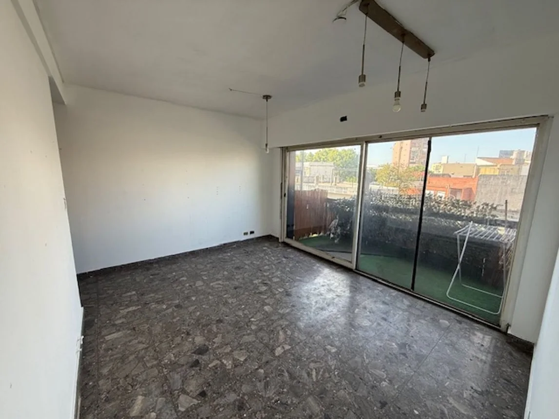Departamento de 3 ambientes en venta en Ciudadela, Ingeniero Pereyra 3400