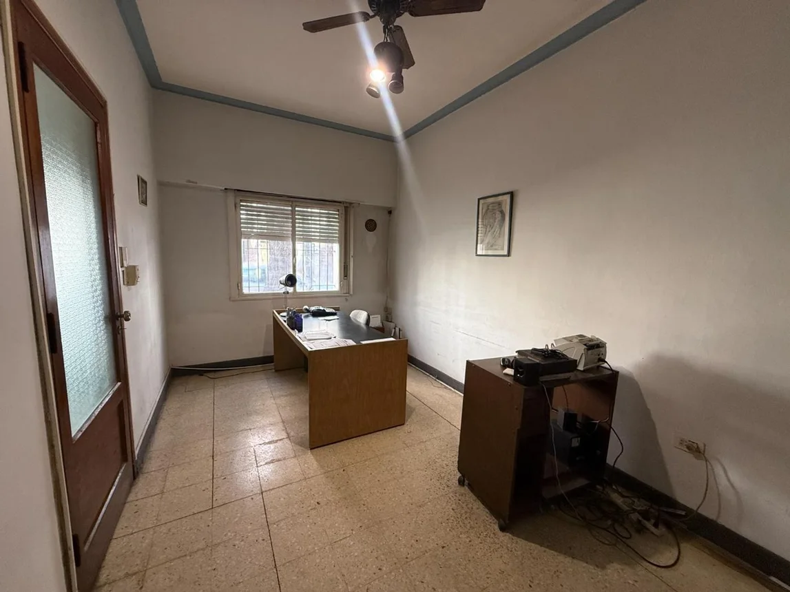 Casa en venta en La Plata, foto 2
