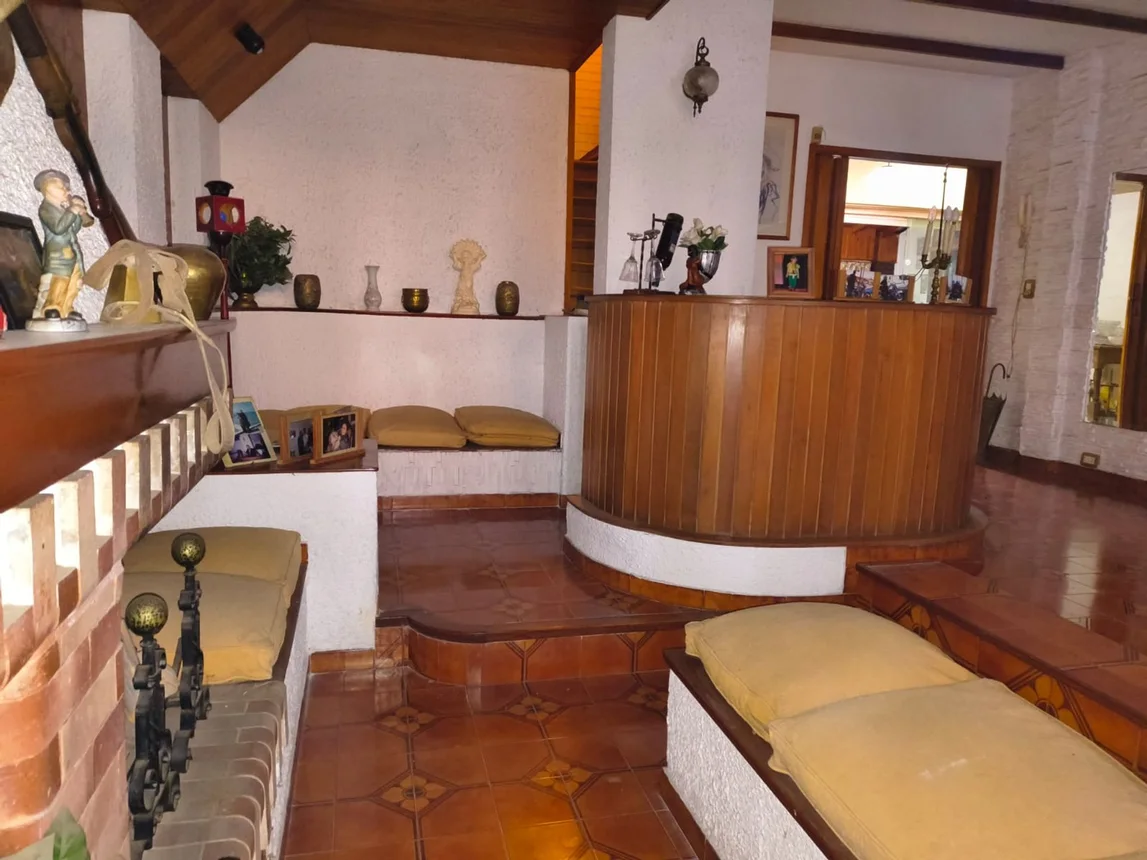 Casa de 6 ambientes en venta en Castelar, Marqués de Loreto 2400, foto 5