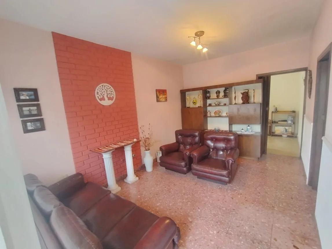 Casa en venta en Haedo, foto 3