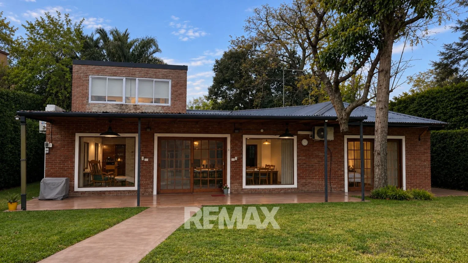 Casa de 4 ambientes en venta en Pilar, Autopista Panamericana 48500