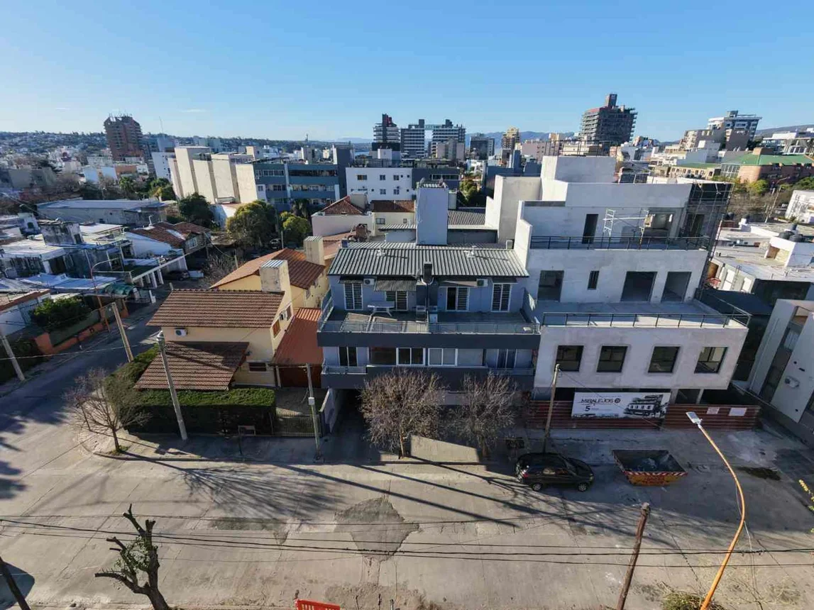 Departamento de 2 ambientes en venta en Villa Carlos Paz, Estados Unidos 300