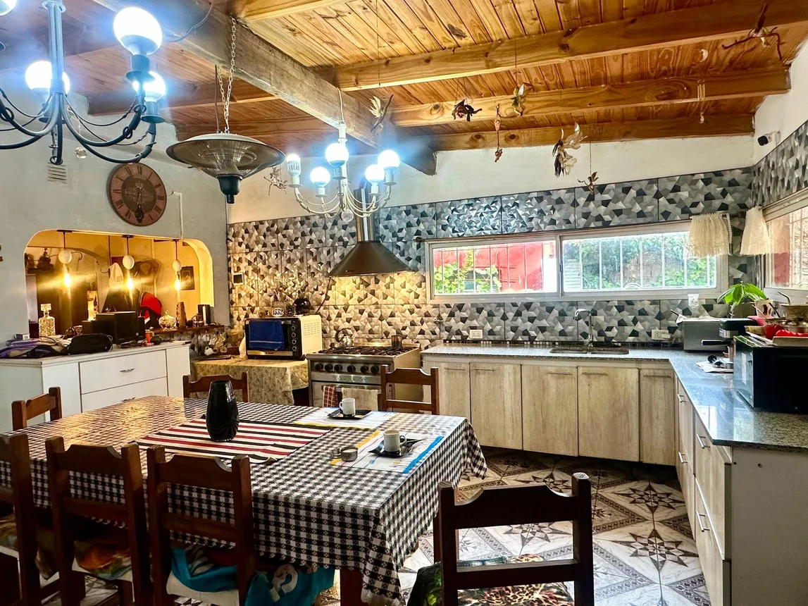 Casa de 4 ambientes en alquiler en Bahía Blanca, Eduardo Schiaffino 1500, foto 3
