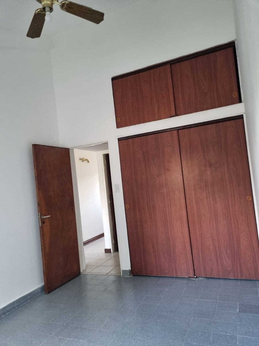 CASA Bº SAN CARLOS ZONA SUR 3 DORMITORIOS - foto 6
