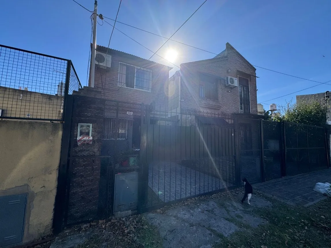 Casa dúplex de 2 ambientes en venta en Villa Tesei, Bell Ville 4000, foto 3
