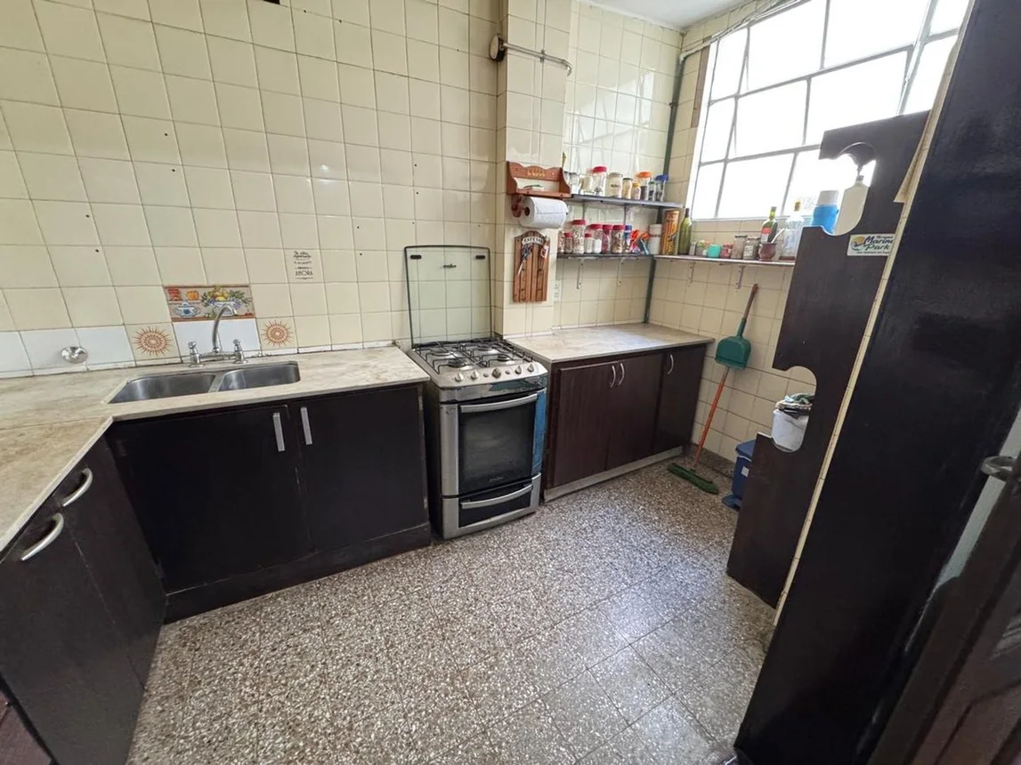 PH de 3 ambientes en venta en La Boca, Avenida Almirante Brown 800, foto 2