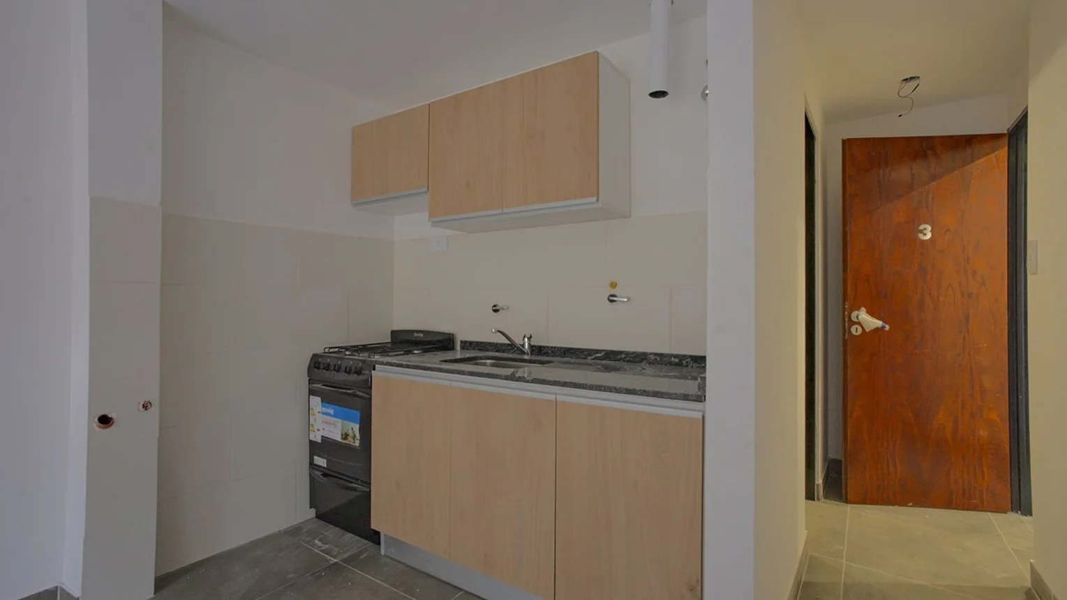Venta depto monoambiente con patio, foto 3