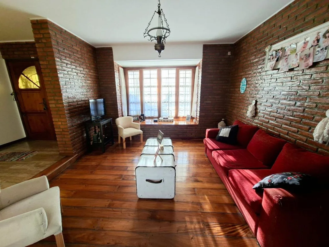 Casa de 4 ambientes en venta en Don Bosco, Agustín Álvarez 100, foto 3