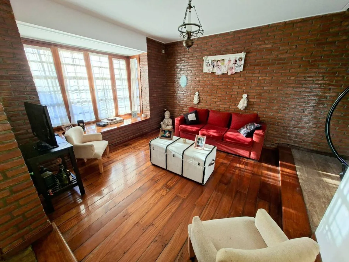 Casa de 4 ambientes en venta en Don Bosco, Agustín Álvarez 100, foto 4
