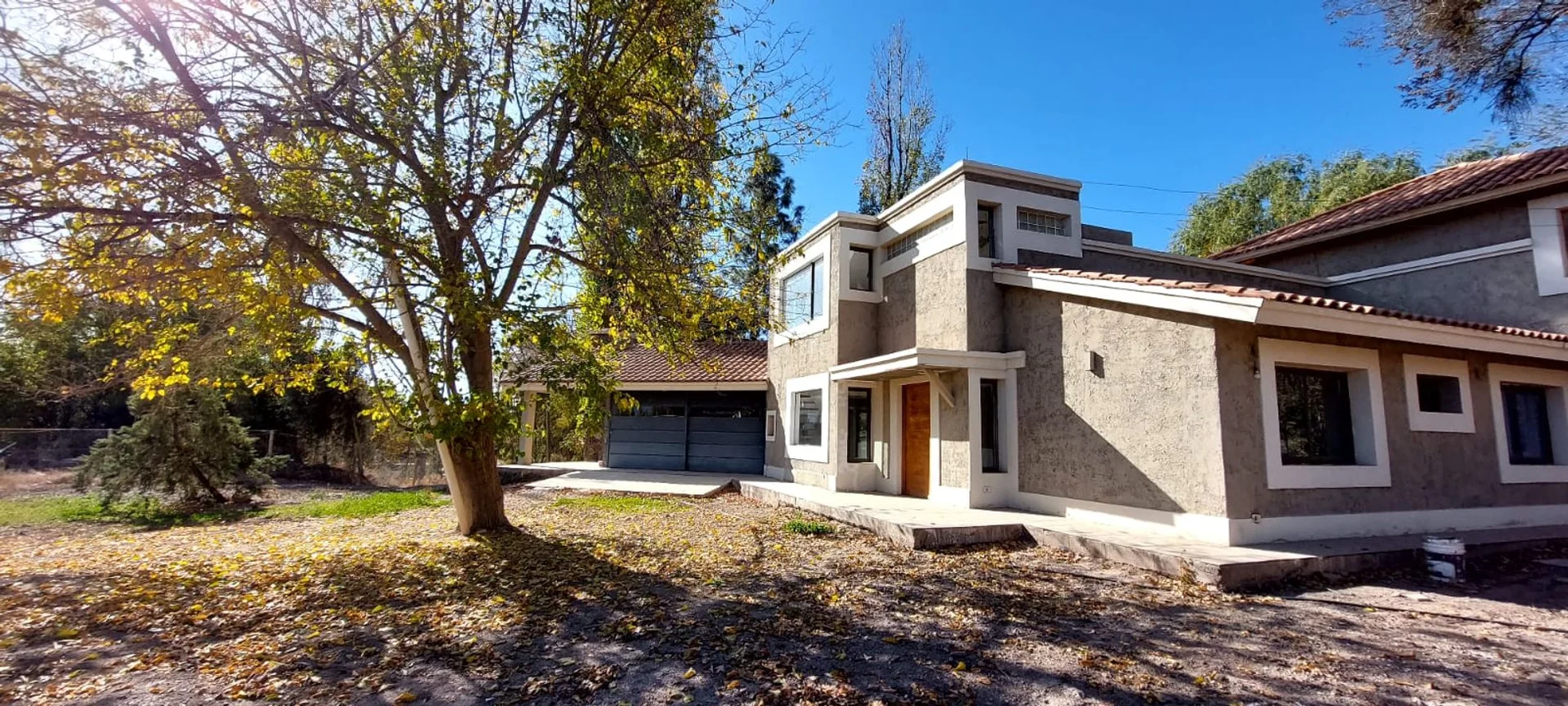 Casa de 6 ambientes en venta en Luján de Cuyo, Olavarría 3000
