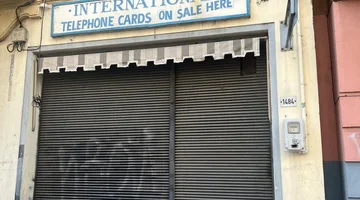 Local comercial Ciudad Vieja calle Bartolomé Mitre