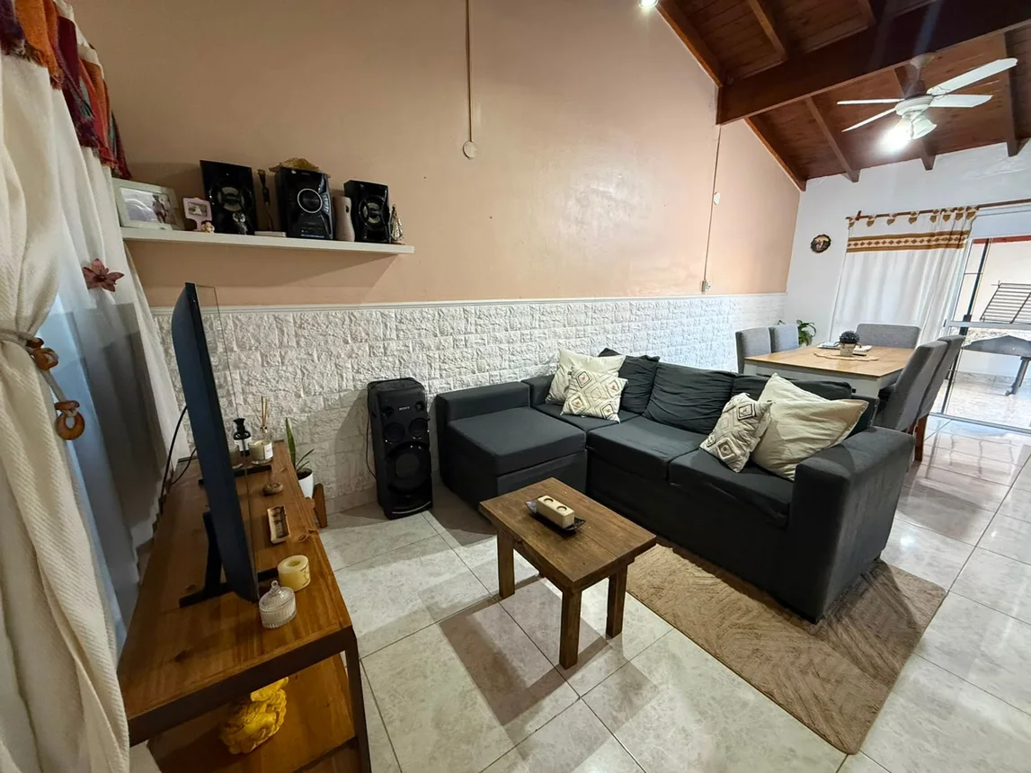 Casa en venta en Garín