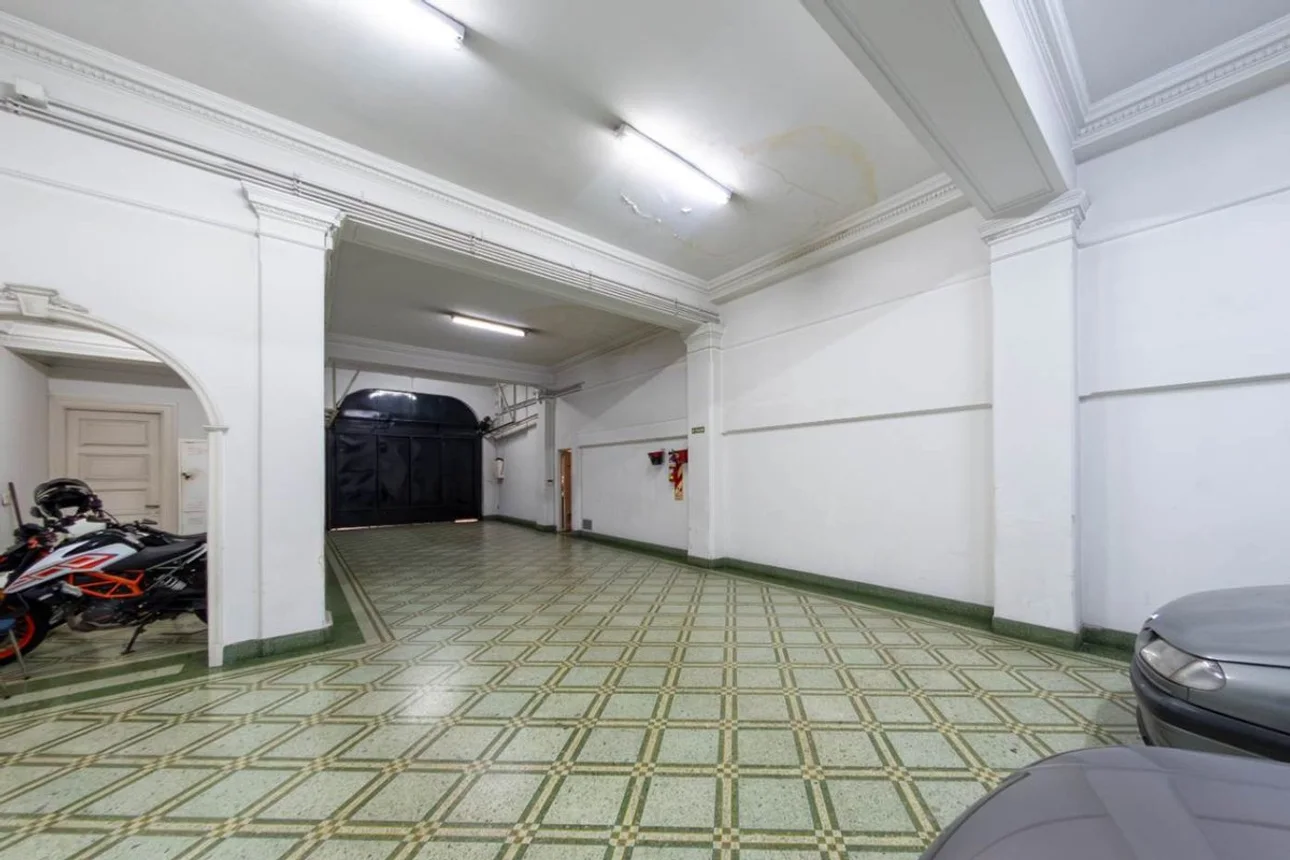 PH de 16 ambientes en venta en Balvanera, Venezuela 1800, foto 3