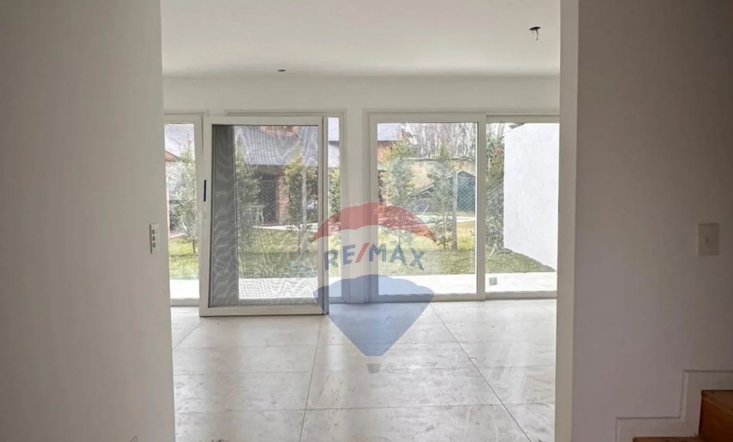 Casa de 4 ambientes en venta en Beccar, Roma 1300, foto 3