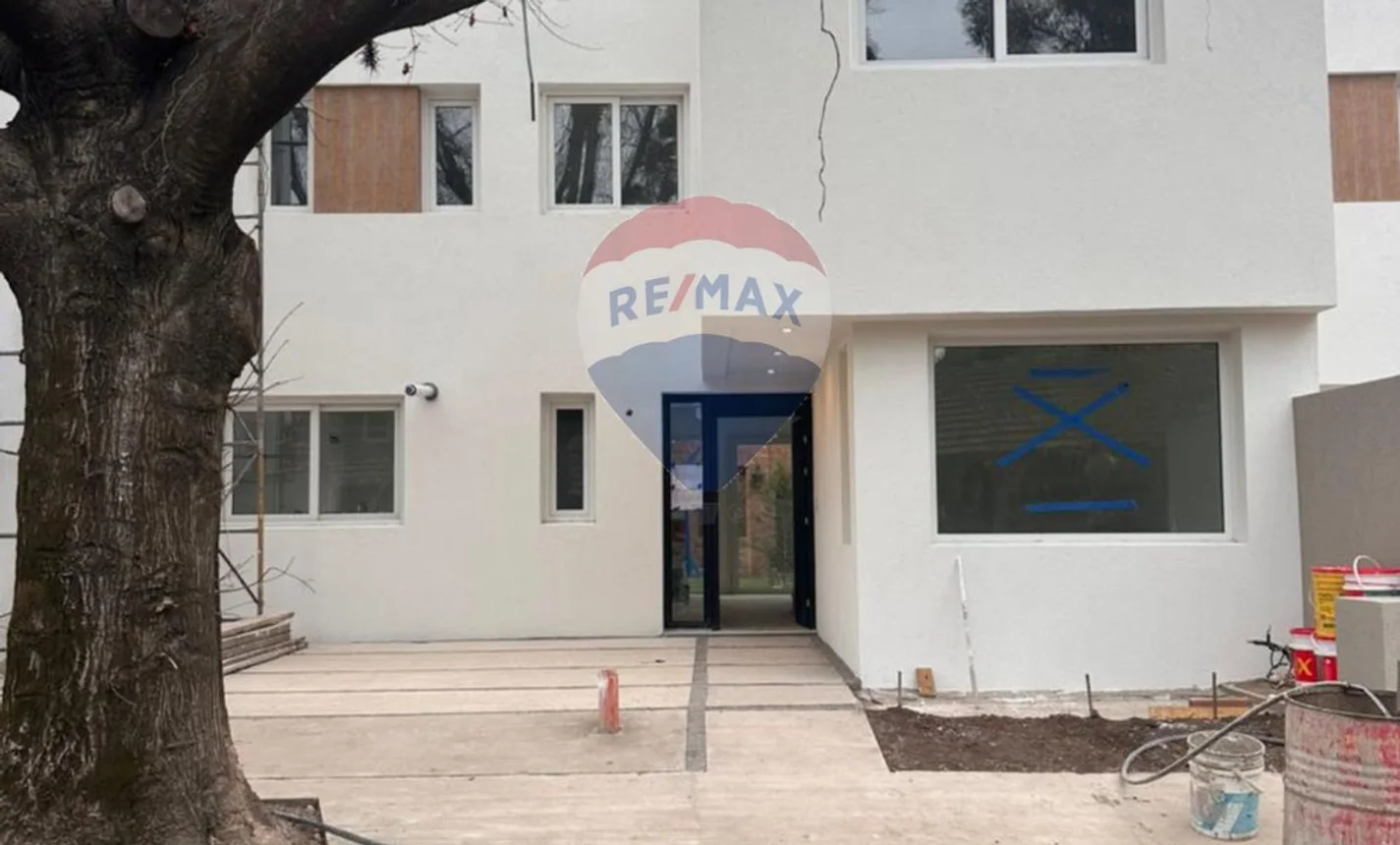 Casa de 4 ambientes en venta en Beccar, Roma 1300, foto 2