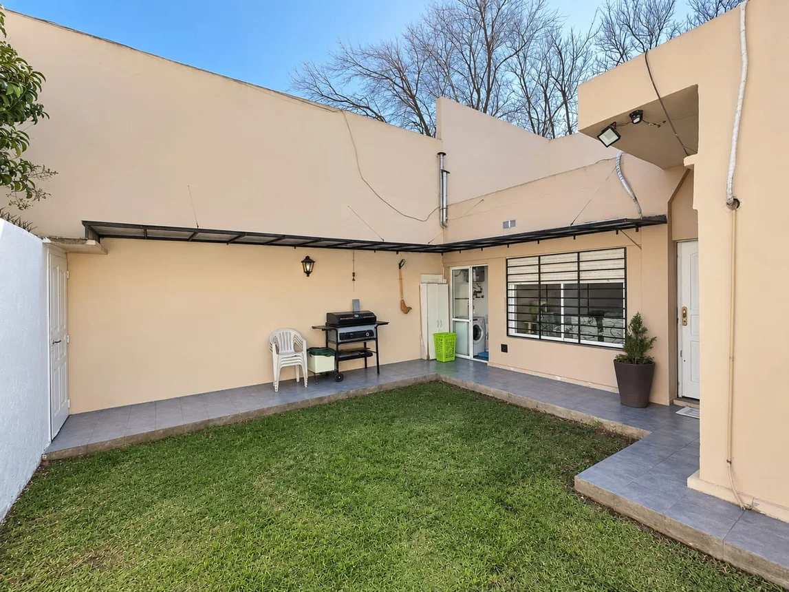 PH de 3 ambientes en venta en Liniers, Avenida Lisandro de la Torre 700