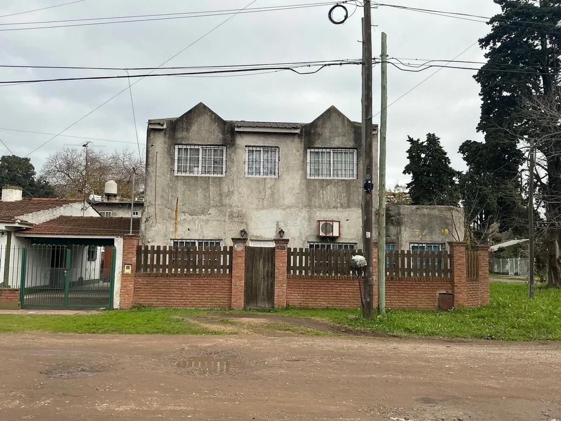 Casa 3 ambientes venta longchamps parque, foto 1